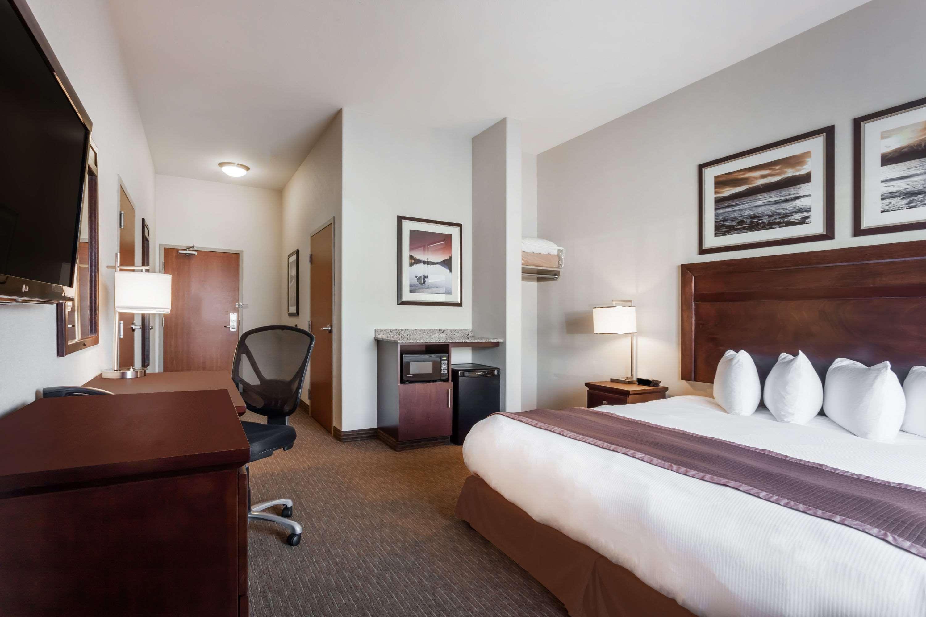 Hotel Ramada By Wyndham Creston Esterno foto