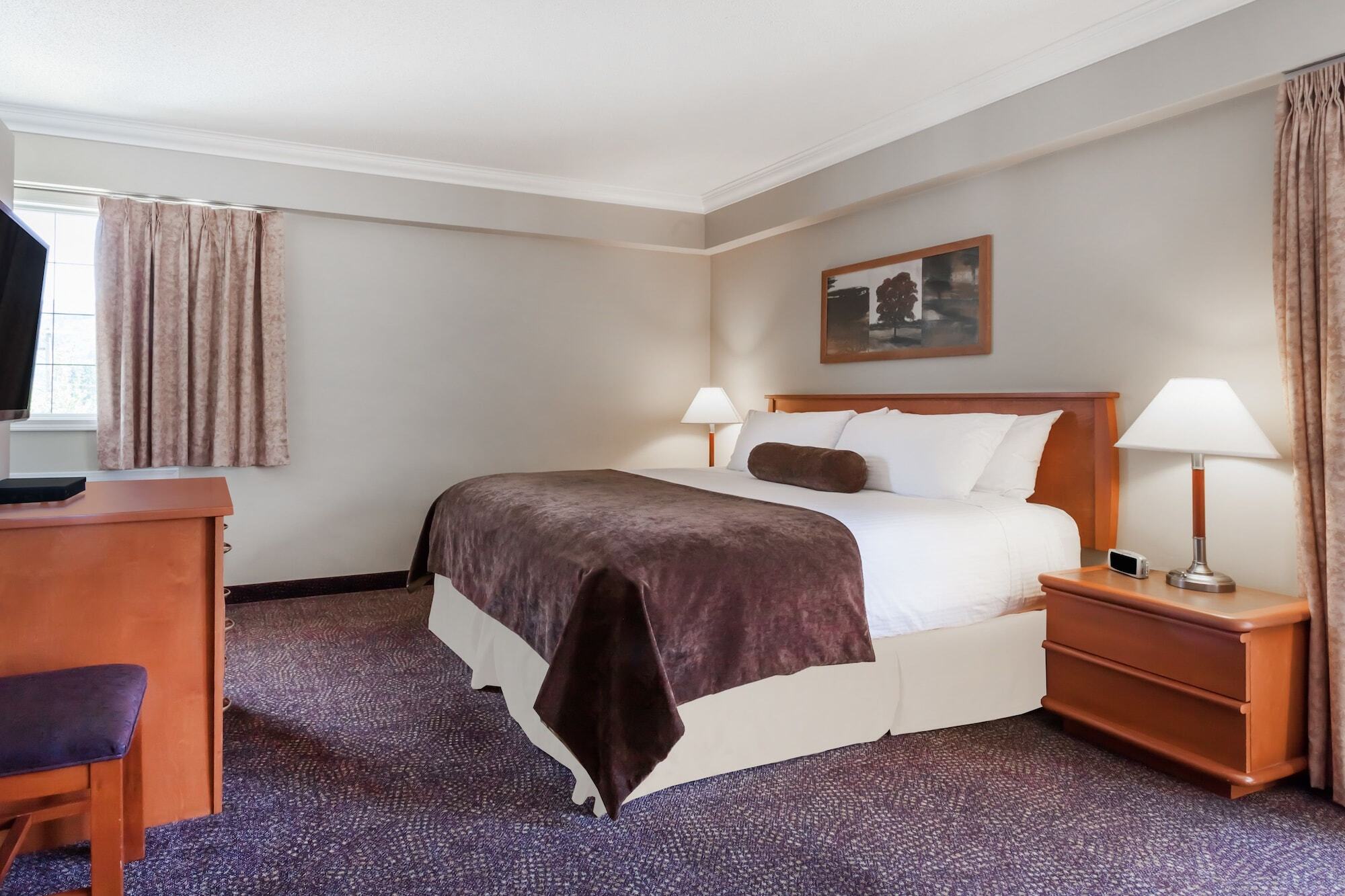 Hotel Ramada By Wyndham Creston Esterno foto